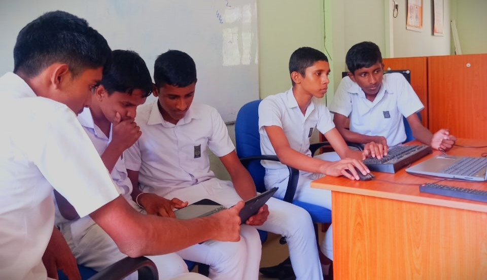 වෙබ් අඩවි සංවර්ධන කණ්ඩායම - 2025